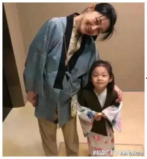 近期娱乐吃瓜事件,揭秘近期热门事件背后的真相 第3张 近期娱乐吃瓜事件,揭秘近期热门事件背后的真相 第3张