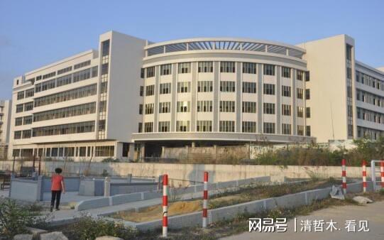 汕尾龙溪小学最新爆料,揭秘校园生活新篇章 第2张 汕尾龙溪小学最新爆料,揭秘校园生活新篇章 第2张
