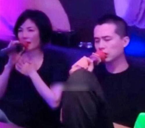 娱乐爆料绯闻有哪些人,揭秘娱乐爆料背后的人生百态