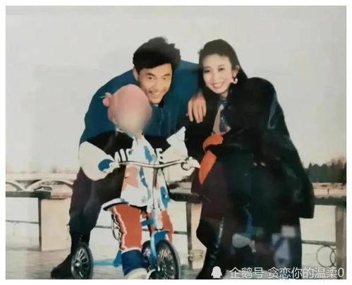 穿书娱乐圈吃瓜嗑糖,吃瓜嗑糖，解锁甜蜜穿书之旅  第2张