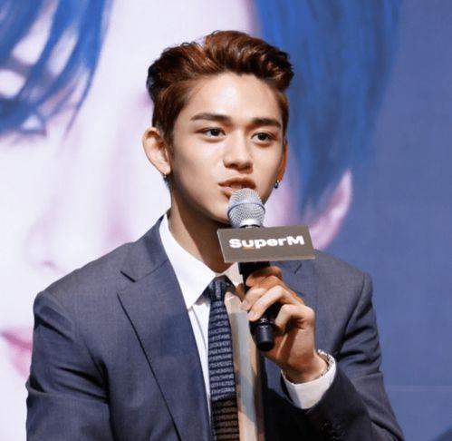 黄旭熙爆料男友视频,引发网友热议