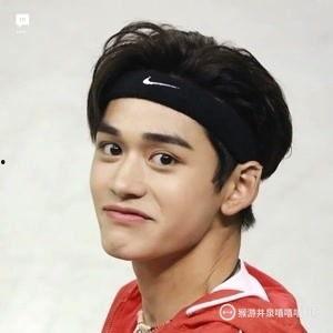 黄旭熙爆料男友视频,引发网友热议 第3张 黄旭熙爆料男友视频,引发网友热议 第3张