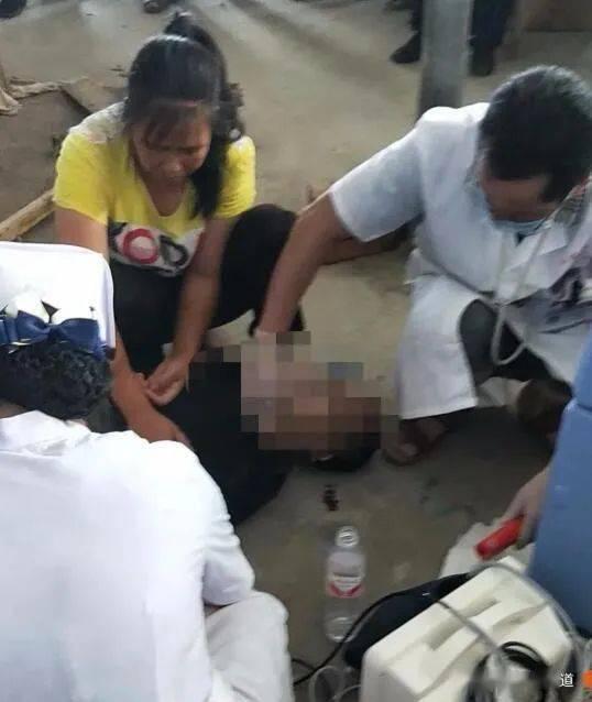 网友爆料被毒蛇咬伤视频,惊险瞬间！毒蛇咬伤紧急救援全过程